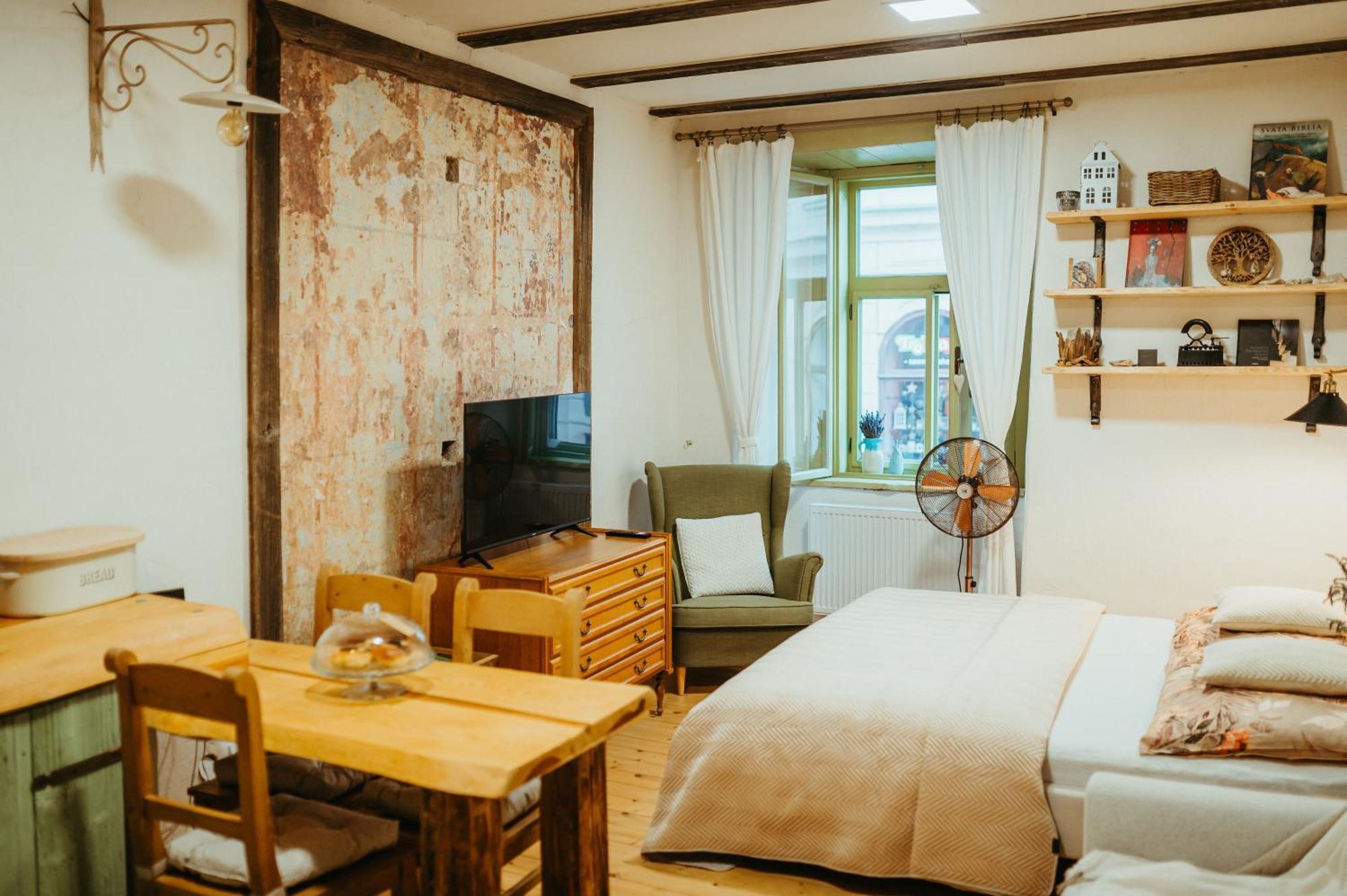 Apartman V Jungovom Dome - V Centre Stiavnice Banská Štiavnica Eksteriør bilde